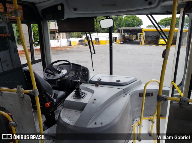 Viação Pioneira 405027 na cidade de Gama, Distrito Federal, Brasil, por William Gabriel. Número da foto: #7182522.