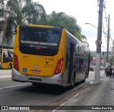 Viação Metrópole Paulista - Zona Leste 3 2100 na cidade de São Paulo, São Paulo, Brasil, por Markus Bus Vip. Número da foto: #7181748.