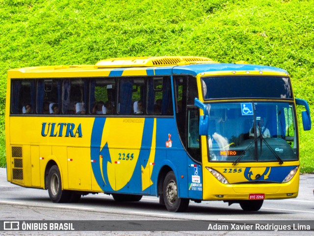 Viação Ultra 2255 na cidade de Cubatão, São Paulo, Brasil, por Adam Xavier Rodrigues Lima. ID da foto: 7183939.