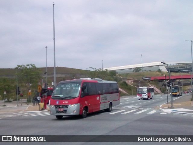Pêssego Transportes 4 7283 na cidade de São Paulo, São Paulo, Brasil, por Rafael Lopes de Oliveira. Número da foto: #7184789.