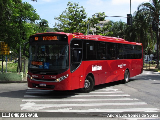 Auto Ônibus Brasília 1.3.025 na cidade de Niterói, Rio de Janeiro, Brasil, por André Luiz Gomes de Souza. ID da foto: 7184871.