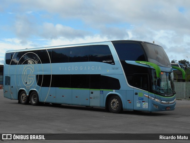 Viação Garcia 16164 na cidade de Curitiba, Paraná, Brasil, por Ricardo Matu. Número da foto: #7112670.