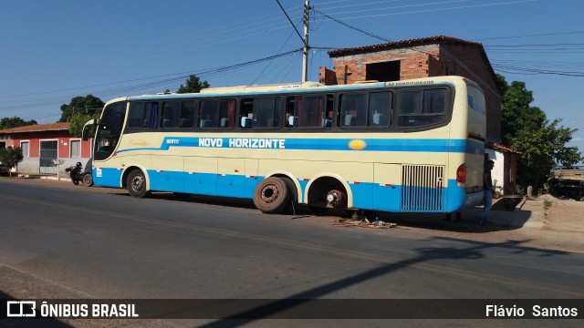 Viação Novo Horizonte 809111 na cidade de Andaraí, Bahia, Brasil, por Flávio  Santos. Número da foto: #7187998.