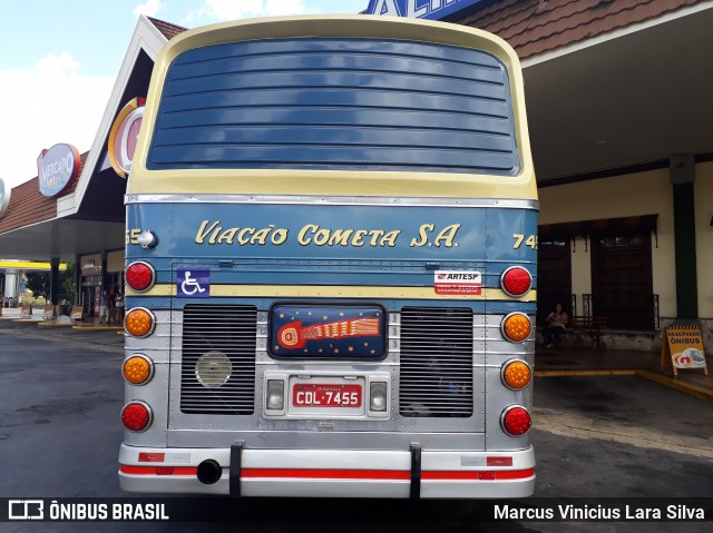 Viação Cometa 7455 na cidade de Oliveira, Minas Gerais, Brasil, por Marcus Vinicius Lara Silva. ID da foto: 7190192.