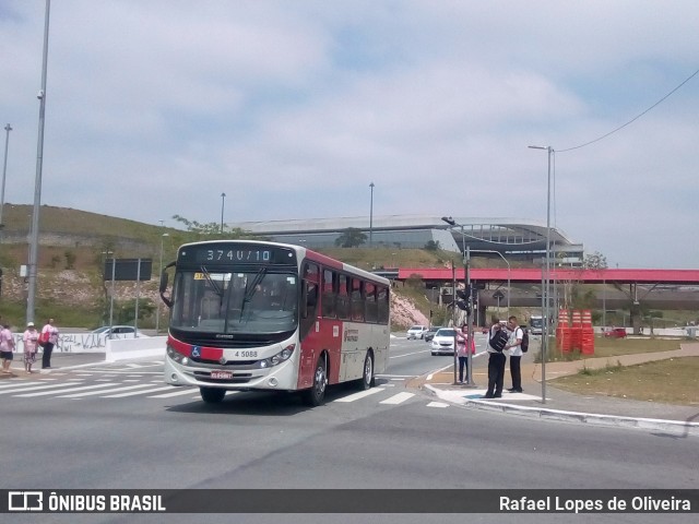 Allibus Transportes 4 5088 na cidade de São Paulo, São Paulo, Brasil, por Rafael Lopes de Oliveira. Número da foto: #7192191.