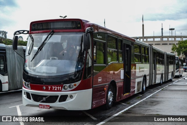 KBPX Administração e Participação > Transkuba 7 7211 na cidade de São Paulo, São Paulo, Brasil, por Lucas Mendes. ID da foto: 7116607.