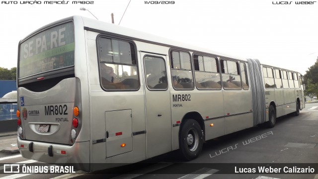 Auto Viação Mercês MR802 na cidade de Curitiba, Paraná, Brasil, por Lucas Weber Calizario. Número da foto: #7114780.