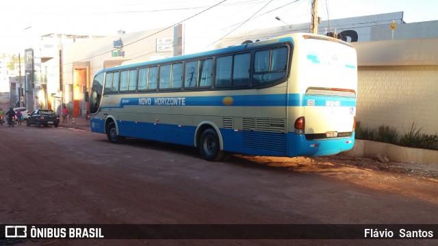 Viação Novo Horizonte 1012411 na cidade de Barra da Estiva, Bahia, Brasil, por Flávio  Santos. ID da foto: 7115066.