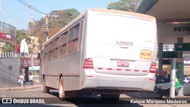 Ônibus Particulares MVC7307 na cidade de Brumadinho, Minas Gerais, Brasil, por Kaique Marquês Medeiros . ID da foto: 7114225.