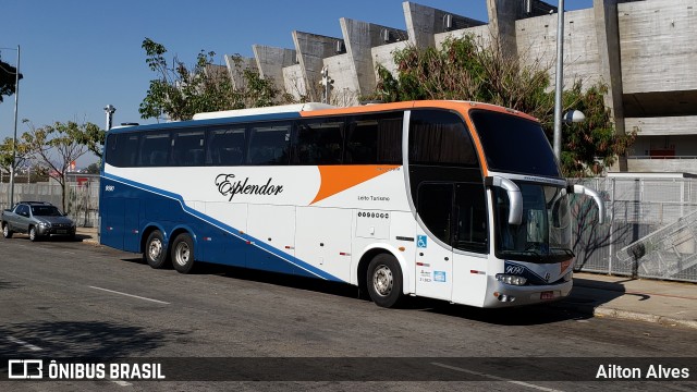 Esplendor Turismo 9090 na cidade de Belo Horizonte, Minas Gerais, Brasil, por Ailton Alves. ID da foto: 7114545.