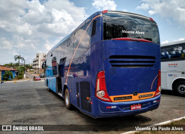 Ônibus Particulares 1656 na cidade de Trindade, Goiás, Brasil, por Vicente de Paulo Alves. ID da foto: 7115780.