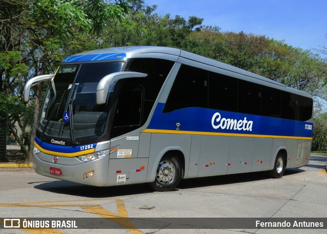 Viação Cometa 17202 na cidade de São Paulo, São Paulo, Brasil, por Fernando Antunes. ID da foto: 7114548.