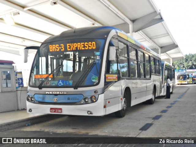 Translitorânea Turística C21033 na cidade de Rio de Janeiro, Rio de Janeiro, Brasil, por Zé Ricardo Reis. Número da foto: #7117952.