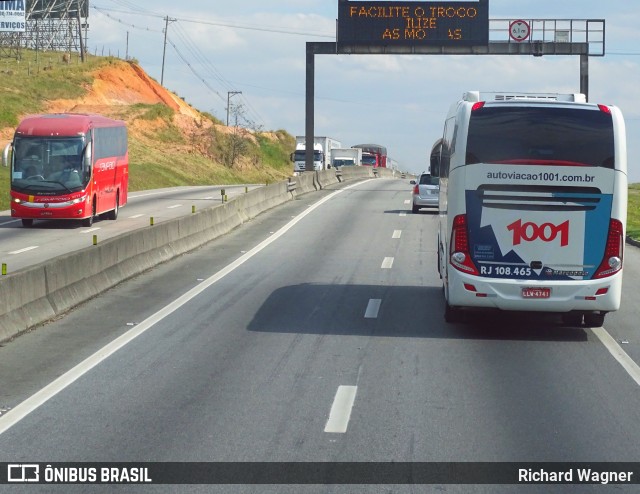 Auto Viação 1001 RJ 108.465 na cidade de Jacareí, São Paulo, Brasil, por Richard Wagner. ID da foto: 7116809.