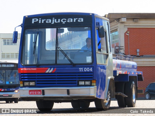 Viação Pirajuçara 11.004 na cidade de Embu das Artes, São Paulo, Brasil, por Caio  Takeda. Número da foto: #7119770.