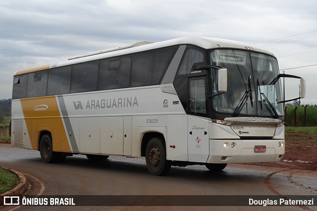 Viação Araguarina 10605 na cidade de Brasília, Distrito Federal, Brasil, por Douglas Paternezi. ID da foto: 7119435.