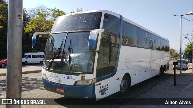 Ônibus Particulares 2300 na cidade de Belo Horizonte, Minas Gerais, Brasil, por Ailton Alves. ID da foto: 7121613.