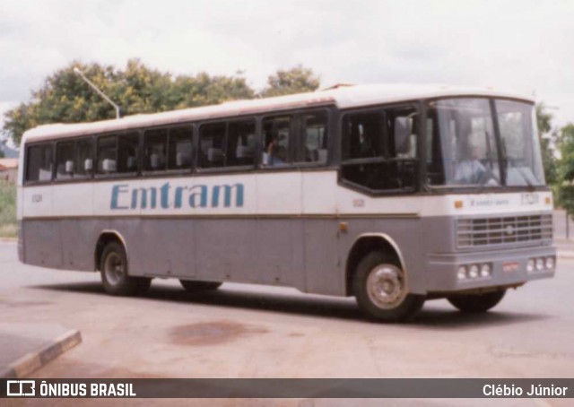 Emtram 1520 na cidade de Barreiras, Bahia, Brasil, por Clébio Júnior. Número da foto: #7123552.