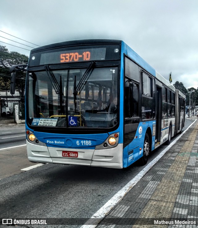 Viação Cidade Dutra 6 1186 na cidade de São Paulo, São Paulo, Brasil, por Matheus Medeiros. ID da foto: 7121895.