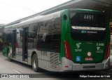 Via Sudeste Transportes S.A. 5 2402 na cidade de São Paulo, São Paulo, Brasil, por Felipe Goncalves do Vale. Número da foto: #:id.