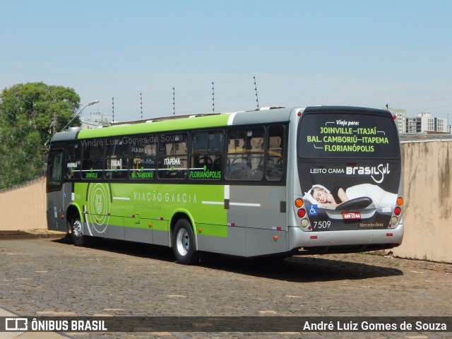 Viação Garcia 7509 na cidade de Londrina, Paraná, Brasil, por André Luiz Gomes de Souza. ID da foto: 7127268.