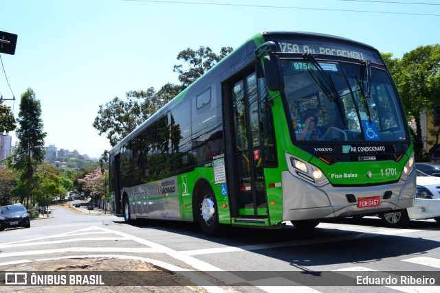 Viação Santa Brígida 1 1701 na cidade de São Paulo, São Paulo, Brasil, por Eduardo Ribeiro. ID da foto: 7126770.