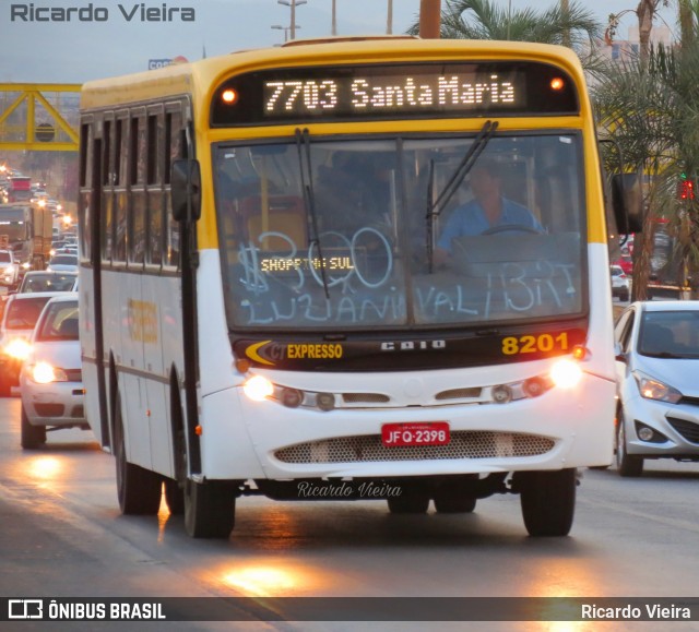 CT Expresso 8201 na cidade de Valparaíso de Goiás, Goiás, Brasil, por Ricardo Vieira. ID da foto: 7126951.