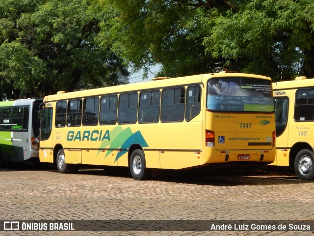 Viação Garcia 7447 na cidade de Londrina, Paraná, Brasil, por André Luiz Gomes de Souza. ID da foto: 7127262.