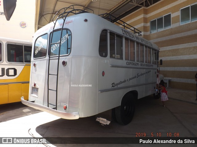 Empresa São Gonçalo 70 na cidade de Betim, Minas Gerais, Brasil, por Paulo Alexandre da Silva. ID da foto: 7126696.