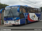 Lumaca C-195 na cidade de Cartago, Cartago, Costa Rica, por Andrés Martínez Rodríguez. Número da foto: #7124932.