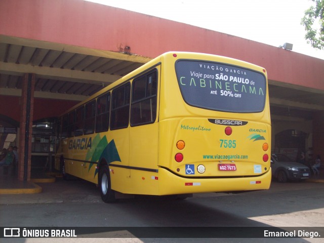 Viação Garcia 7585 na cidade de Astorga, Paraná, Brasil, por Emanoel Diego.. ID da foto: 7128081.