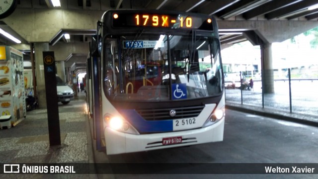 Cooperativa Fênix > Spencer Transporte 2 5102 na cidade de São Paulo, São Paulo, Brasil, por Welton Xavier. Número da foto: #7129930.
