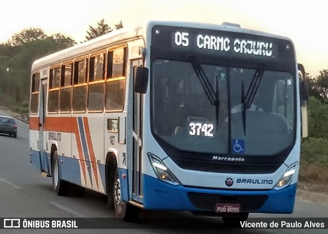 Empresa Braulino 1427 na cidade de Divinópolis, Minas Gerais, Brasil, por Vicente de Paulo Alves. ID da foto: 7130516.