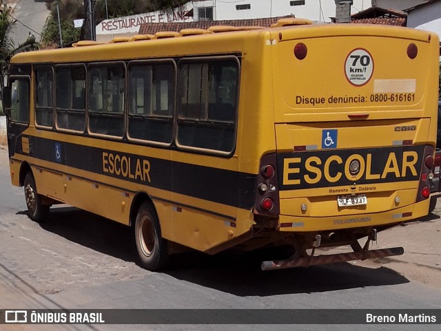 Escolares HLF8337 na cidade de Capelinha, Minas Gerais, Brasil, por Breno Martins. ID da foto: 7128397.