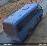 Ônibus Particulares 8984 na cidade de Capelinha, Minas Gerais, Brasil, por Breno Martins. Número da foto: #7129331.