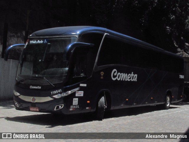 Viação Cometa 719541 na cidade de Barra Mansa, Rio de Janeiro, Brasil, por Alexandre  Magnus. Número da foto: #7195663.