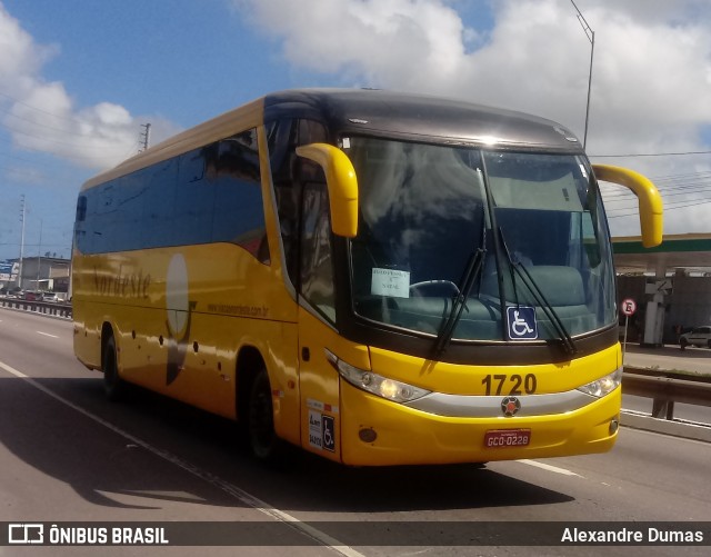 Viação Nordeste 1720 na cidade de Bayeux, Paraíba, Brasil, por Alexandre Dumas. Número da foto: #7194269.
