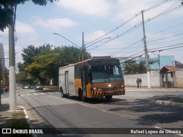 Viação Metrópole Paulista - Zona Leste 3 320 na cidade de São Paulo, São Paulo, Brasil, por Rafael Lopes de Oliveira. Número da foto: #7193971.