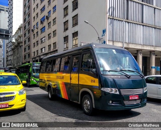 Escolares 32.240000-9 na cidade de Rio de Janeiro, Rio de Janeiro, Brasil, por Cristian Matheus. ID da foto: 7219040.