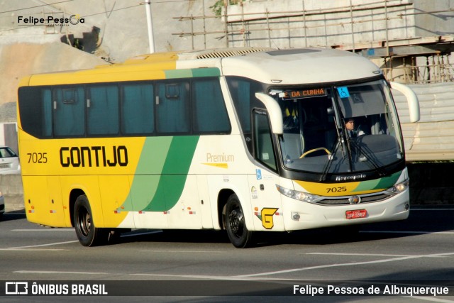 Empresa Gontijo de Transportes 7025 na cidade de Salvador, Bahia, Brasil, por Felipe Pessoa de Albuquerque. ID da foto: 7221482.