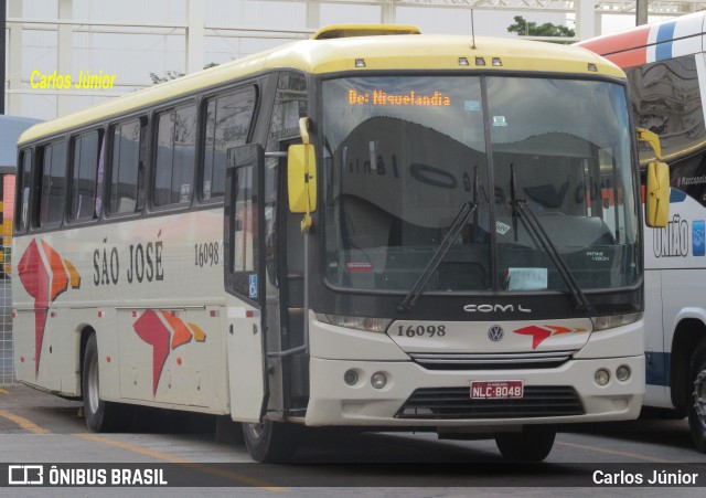 Expresso São José do Tocantins 16098 na cidade de Goiânia, Goiás, Brasil, por Carlos Júnior. ID da foto: 7224158.