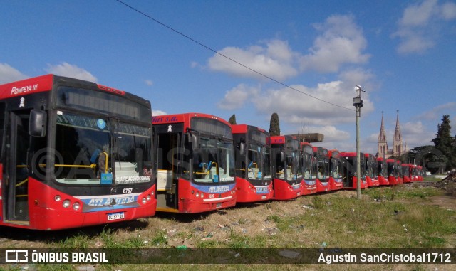 Atlántida 6767 na cidade de Luján, Luján, Buenos Aires, Argentina, por Agustin SanCristobal1712. ID da foto: 7224977.