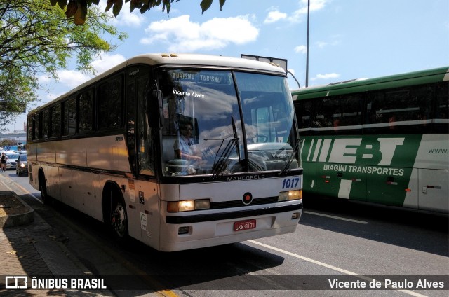 Ônibus Particulares 1017 na cidade de Belo Horizonte, Minas Gerais, Brasil, por Vicente de Paulo Alves. Número da foto: #7227758.