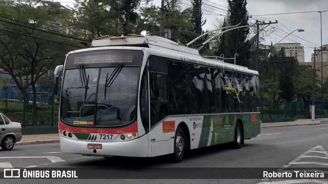 Metra - Sistema Metropolitano de Transporte 7217 na cidade de São Bernardo do Campo, São Paulo, Brasil, por Roberto Teixeira. ID da foto: 7231353.