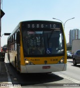 Viação Metrópole Paulista - Zona Leste 3 2438 na cidade de São Paulo, São Paulo, Brasil, por FELIPE ALMEIDA. Número da foto: #:id.