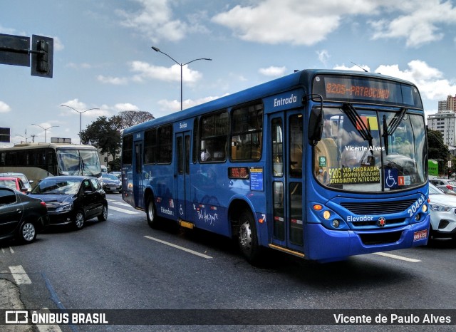 SM Transportes 20461 na cidade de Belo Horizonte, Minas Gerais, Brasil, por Vicente de Paulo Alves. ID da foto: 7238109.