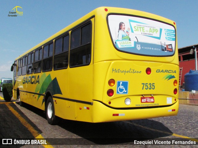 Viação Garcia 7535 na cidade de Londrina, Paraná, Brasil, por Ezequiel Vicente Fernandes. Número da foto: #7236440.