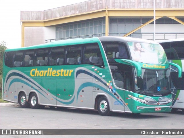 Charllestur Ônibus de Turismo 1013 na cidade de Viçosa, Minas Gerais, Brasil, por Christian  Fortunato. Número da foto: #7237219.