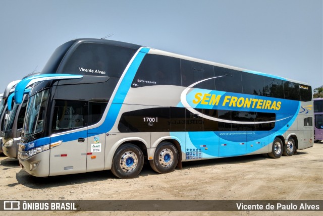 Sem Fronteiras Turismo 1700 na cidade de Aparecida, São Paulo, Brasil, por Vicente de Paulo Alves. Número da foto: #7240370.