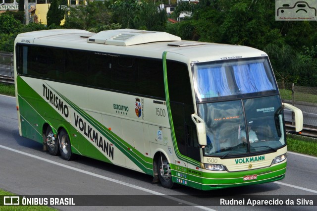 Empresa de Transportes Coletivos Volkmann 1500 na cidade de Santa Isabel, São Paulo, Brasil, por Rudnei Aparecido da Silva. Número da foto: #7250214.